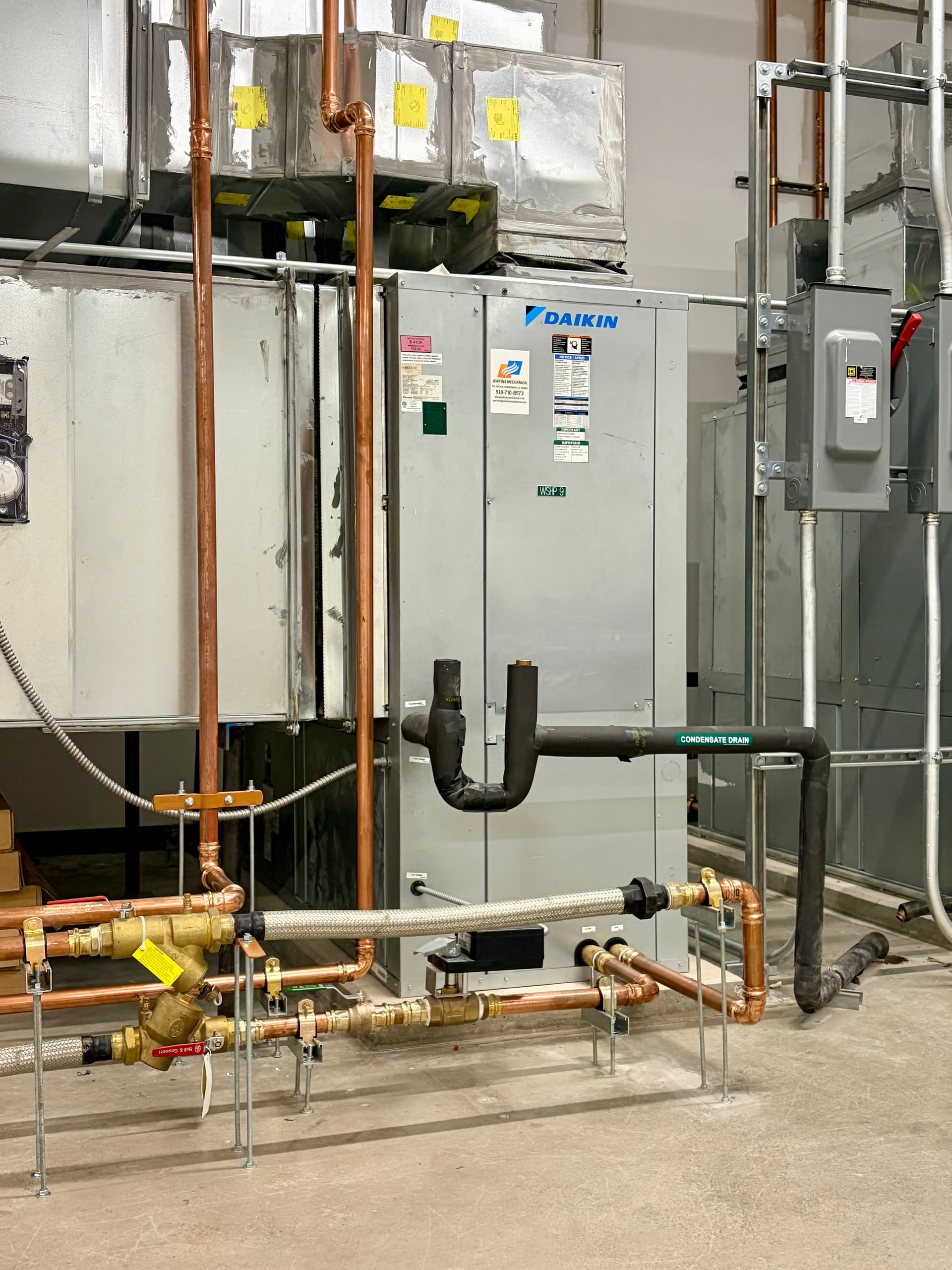 Gallery photos for Cooling Tower Maintenance at Anne & Henry Zarrow YMCA: Image #1